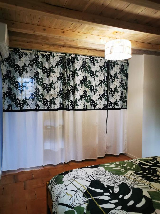 Case Lenaron Saint-Joseph Exteriör bild